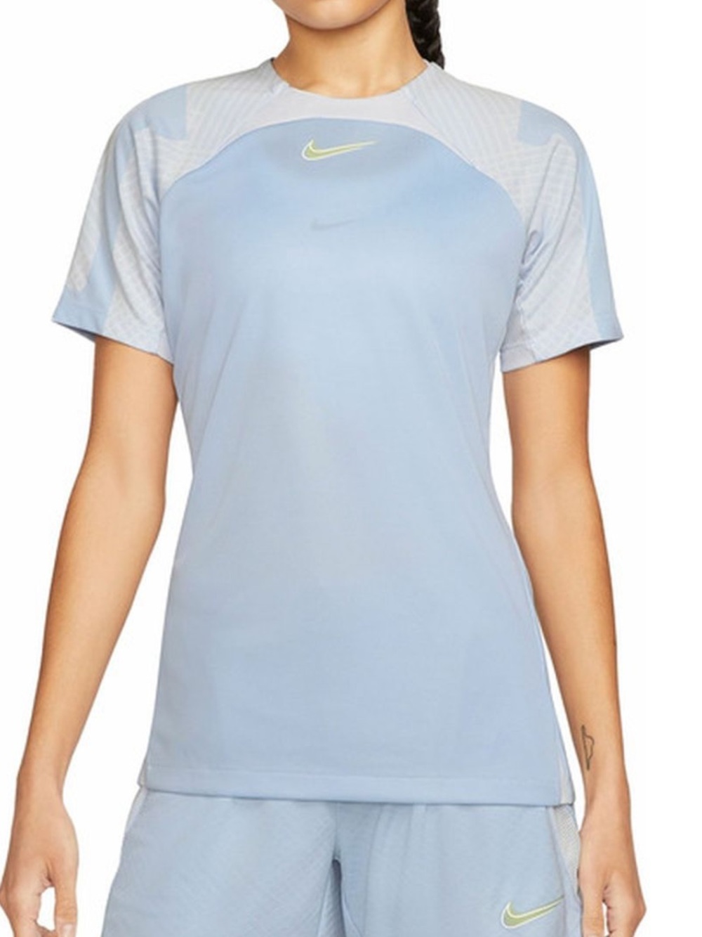 NEW Nike Dri-Fit Strike Soccer Shirt Slim Fit Women’s Medium